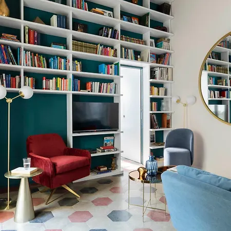 Ych-Colosseo Book House-2